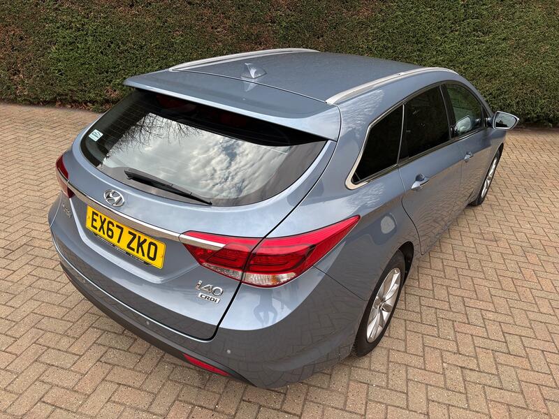 HYUNDAI I40