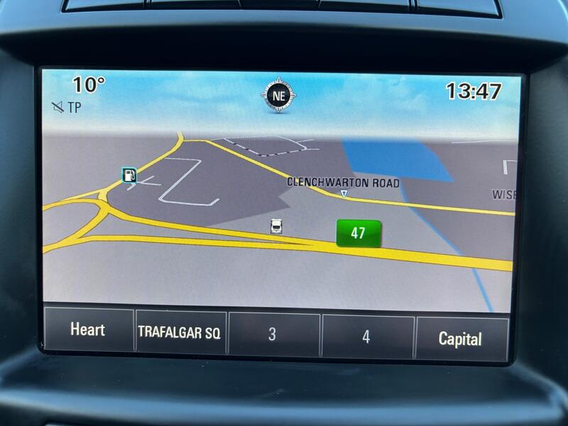 VAUXHALL INSIGNIA