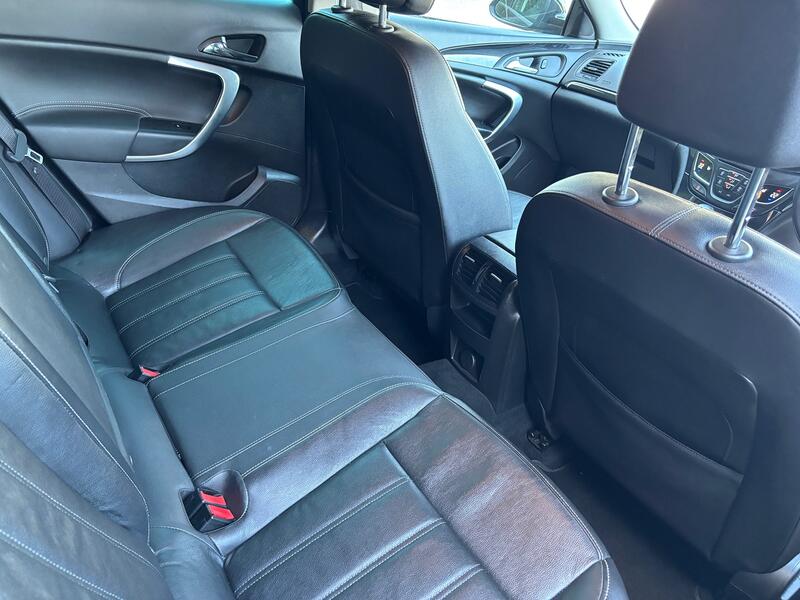 VAUXHALL INSIGNIA
