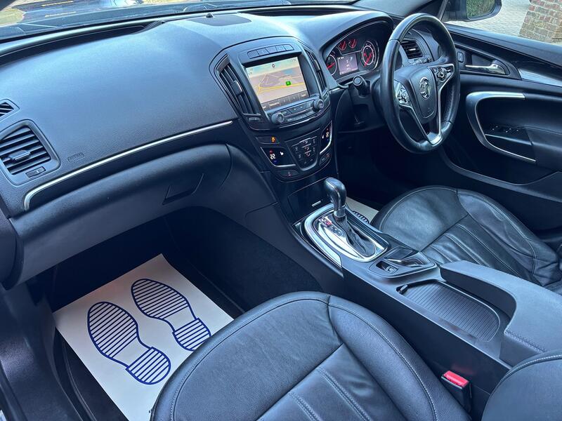 VAUXHALL INSIGNIA