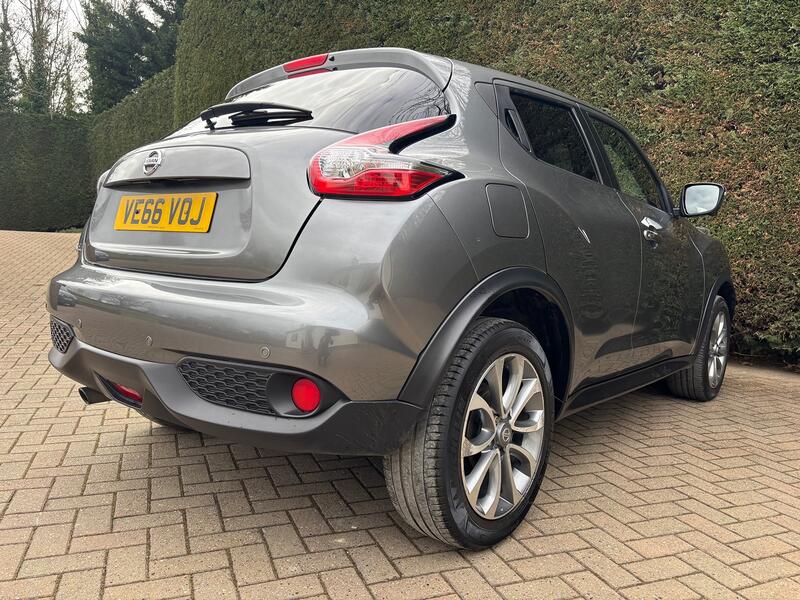 NISSAN JUKE