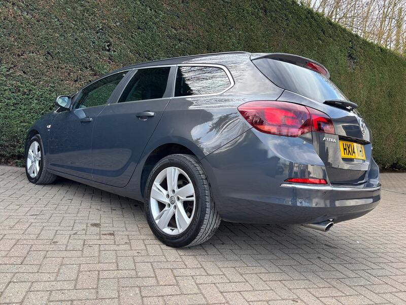 VAUXHALL ASTRA