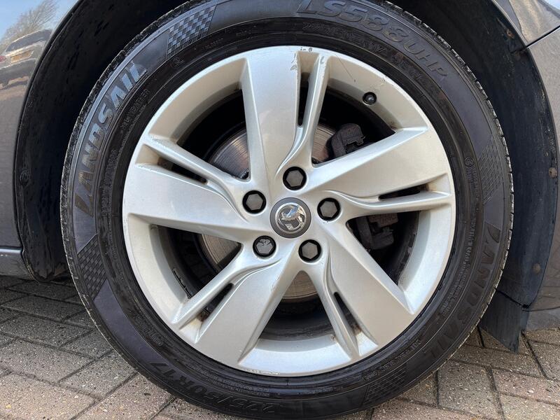 VAUXHALL ASTRA