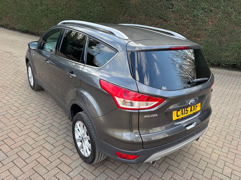 FORD KUGA