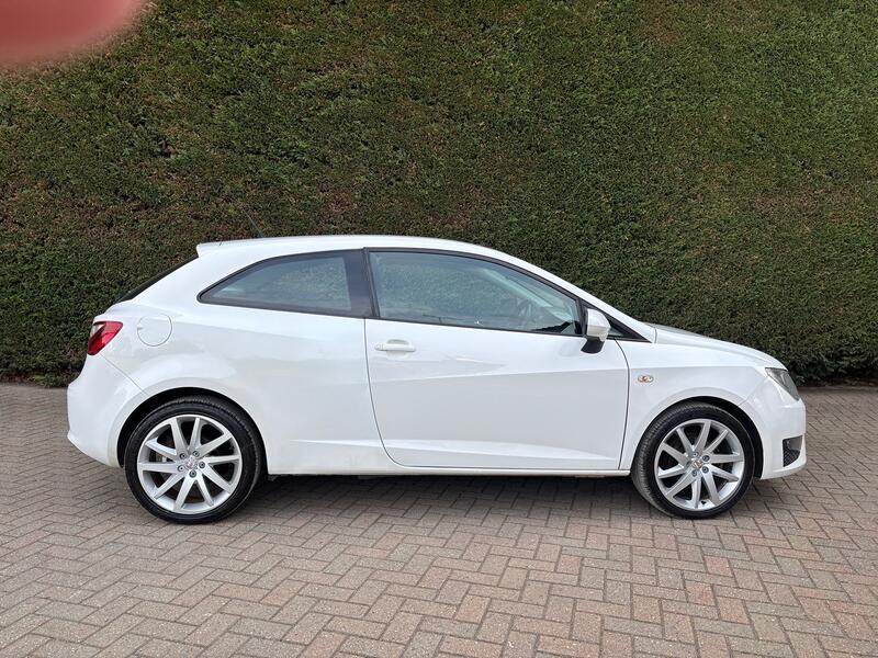 SEAT IBIZA