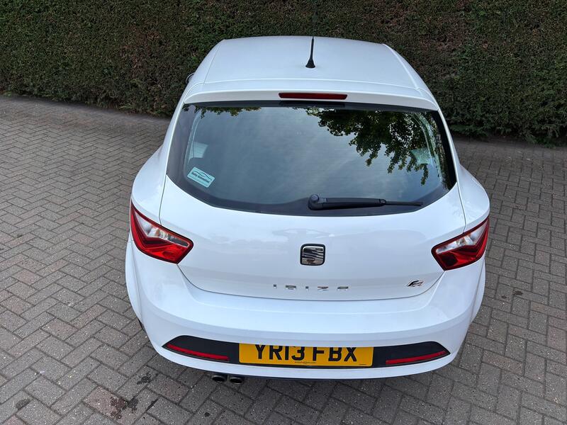 SEAT IBIZA