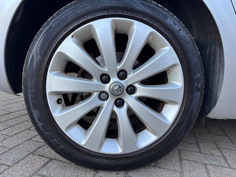 VAUXHALL ASTRA