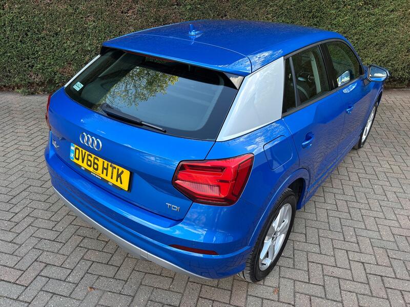 AUDI Q2
