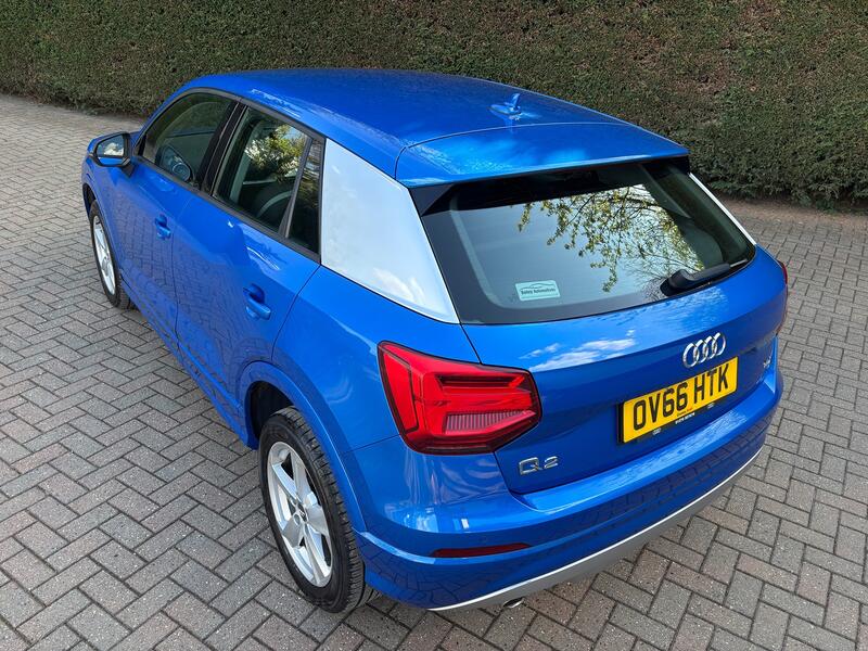 AUDI Q2