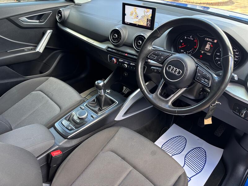 AUDI Q2