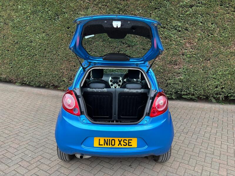 FORD KA