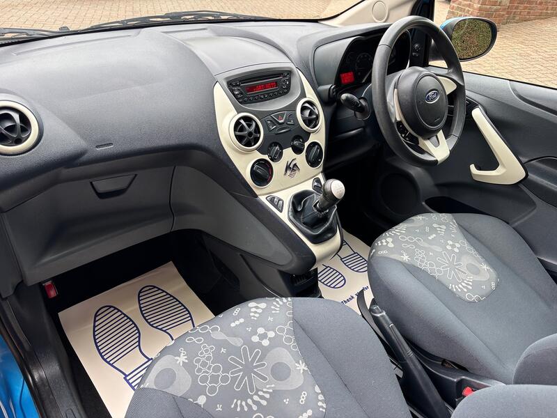 FORD KA
