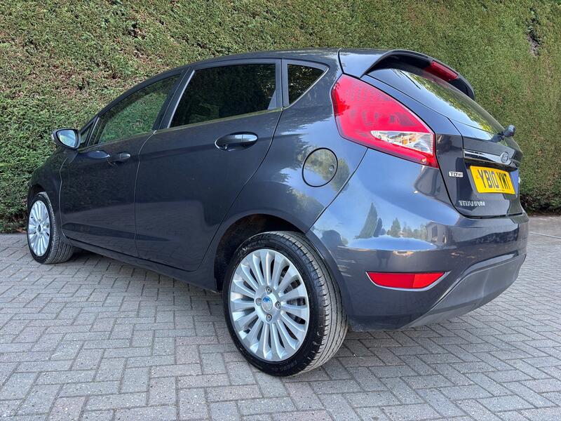 FORD FIESTA