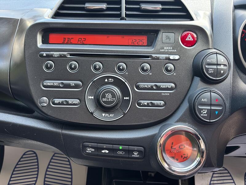 HONDA JAZZ