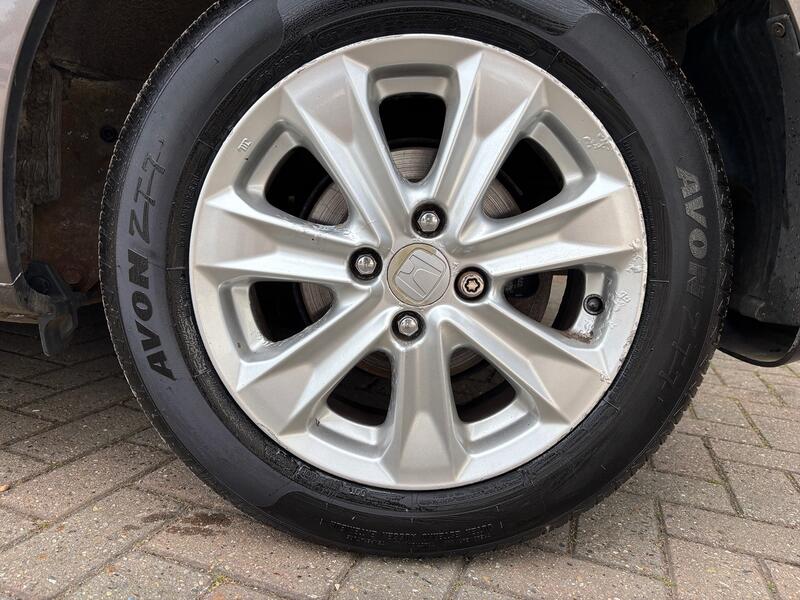 HONDA JAZZ