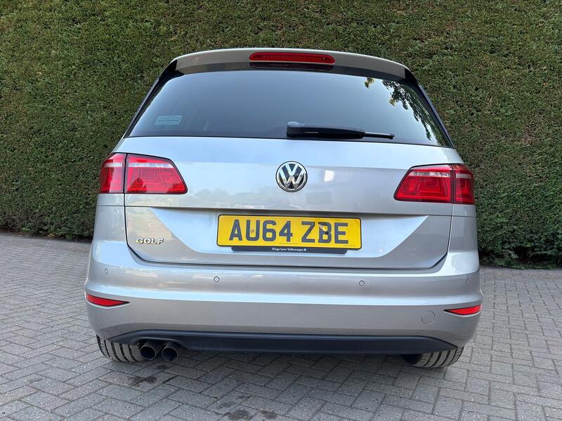 VOLKSWAGEN GOLF SV