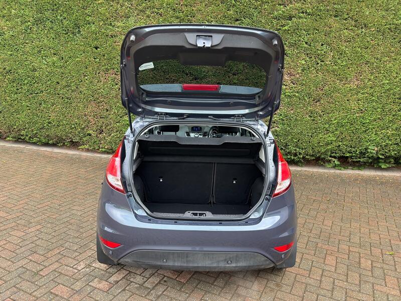 FORD FIESTA