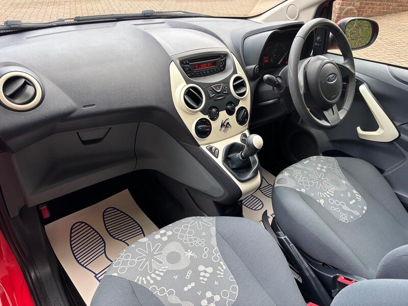 FORD KA