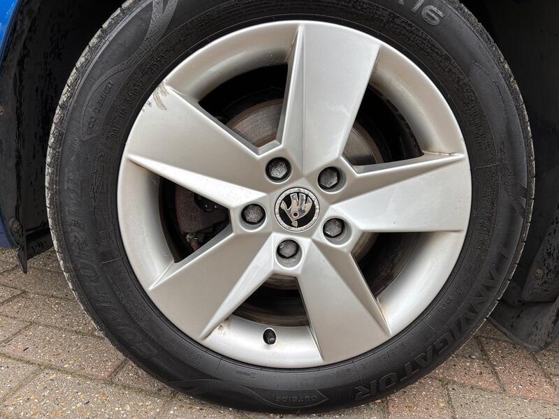 SKODA OCTAVIA