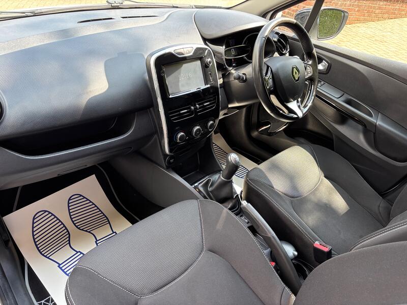 RENAULT CLIO