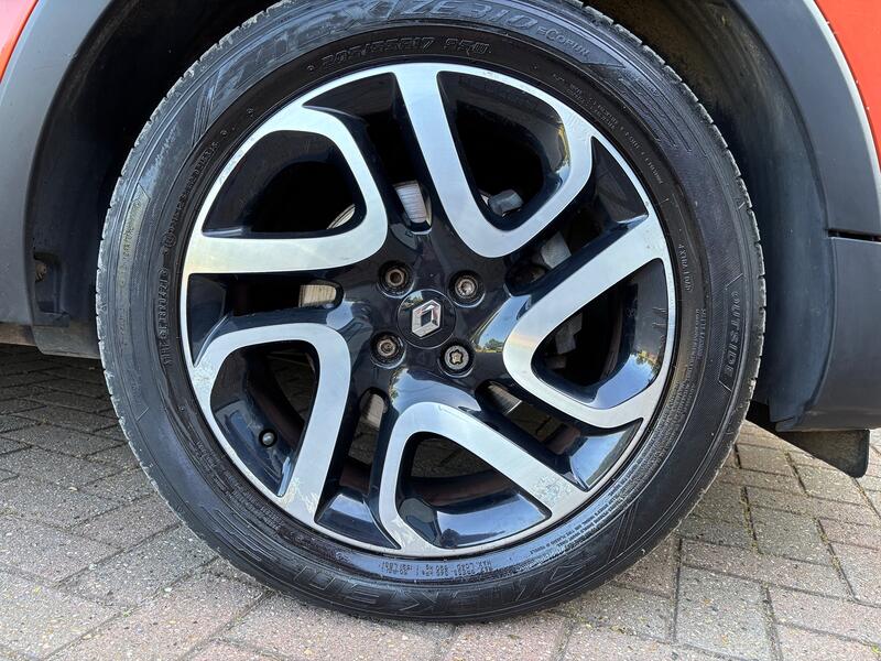 RENAULT CAPTUR