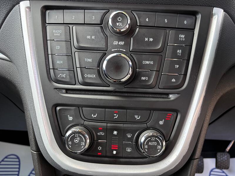 VAUXHALL MOKKA