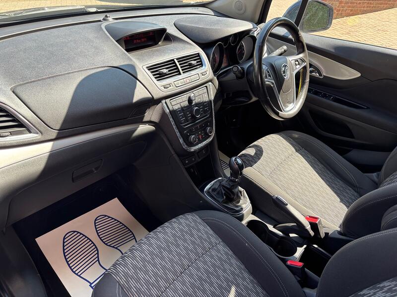 VAUXHALL MOKKA