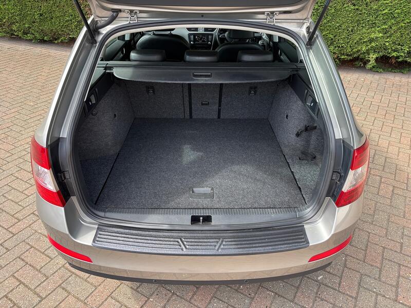 SKODA OCTAVIA