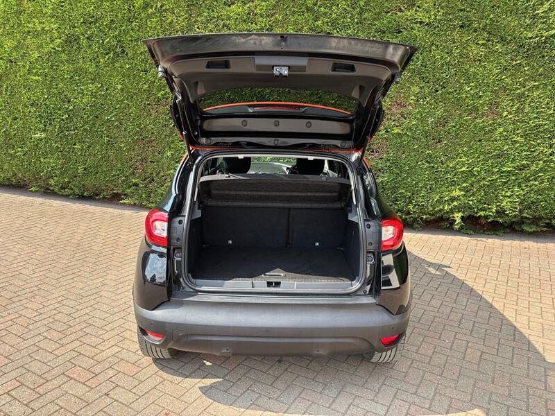 RENAULT CAPTUR