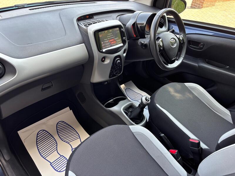 TOYOTA AYGO