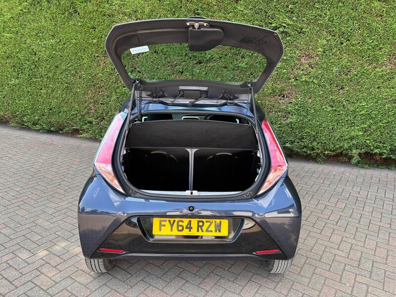 TOYOTA AYGO