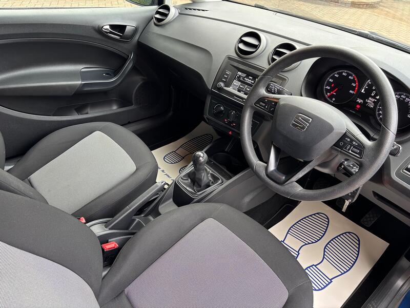 SEAT IBIZA