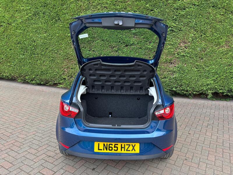 SEAT IBIZA