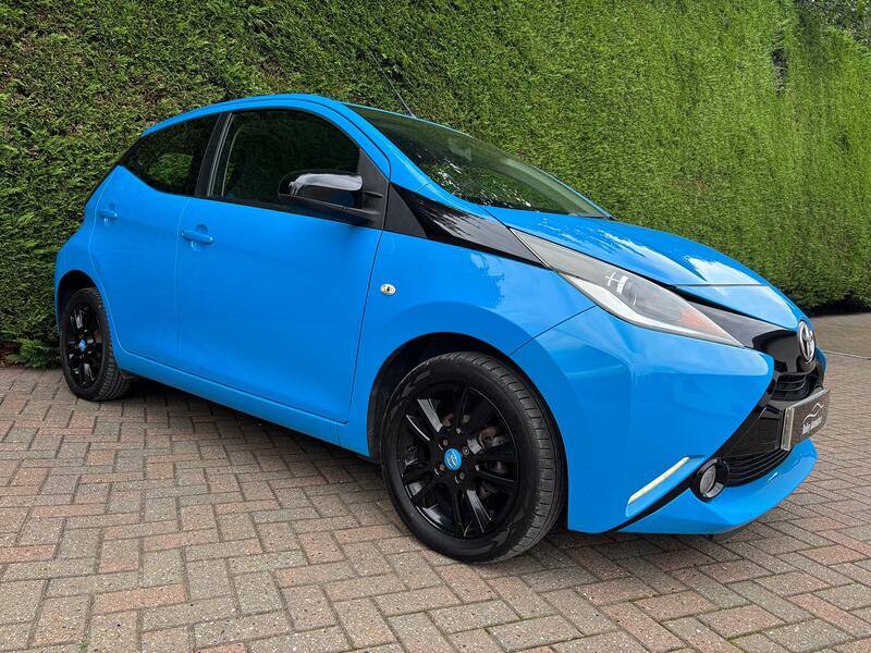 TOYOTA AYGO