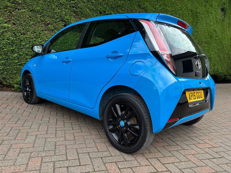 TOYOTA AYGO
