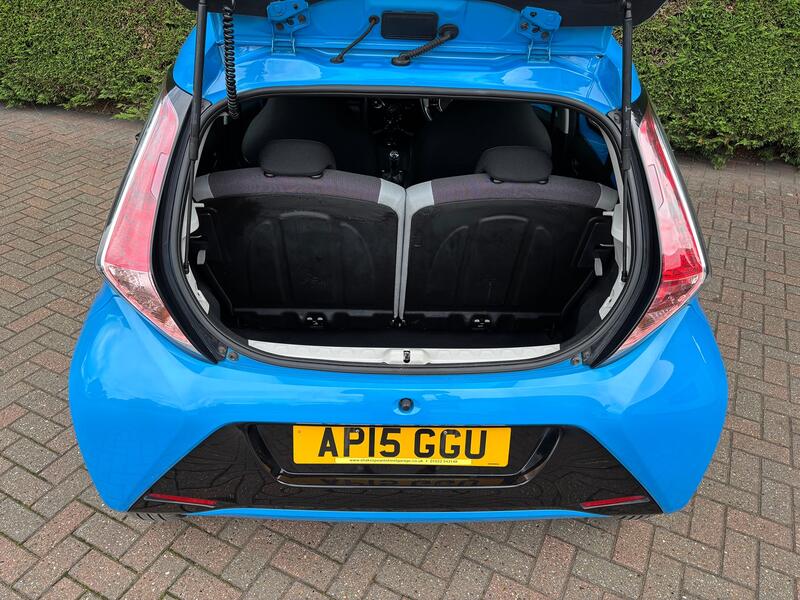 TOYOTA AYGO