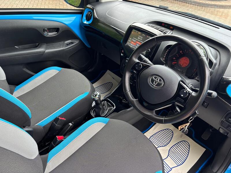 TOYOTA AYGO