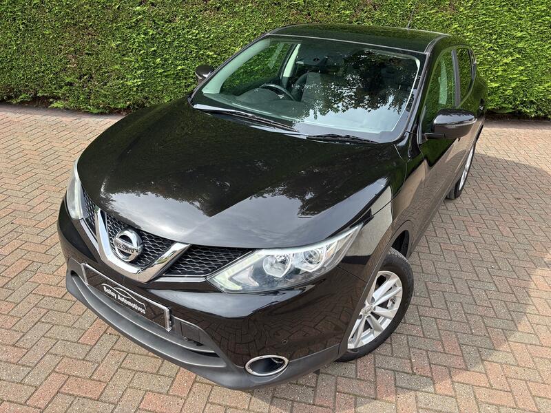 View NISSAN QASHQAI 1.5 dCi Acenta Premium