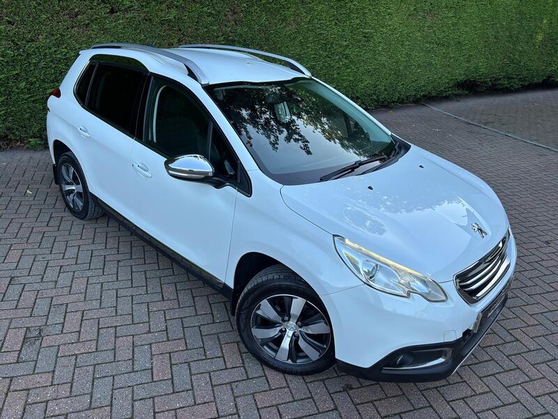 View PEUGEOT 2008 1.6 e-HDi Allure