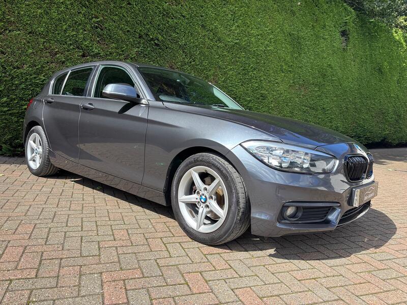 BMW 1 SERIES
