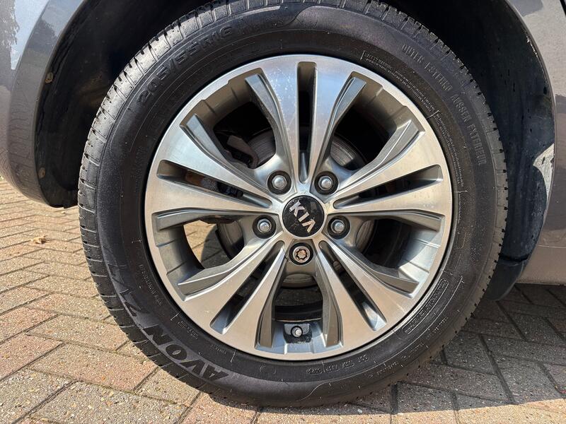 KIA VENGA