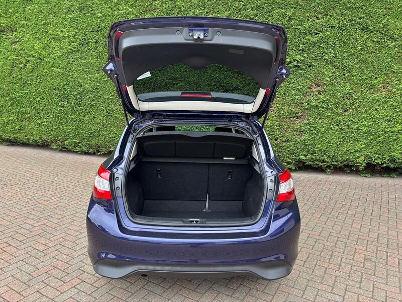 NISSAN PULSAR