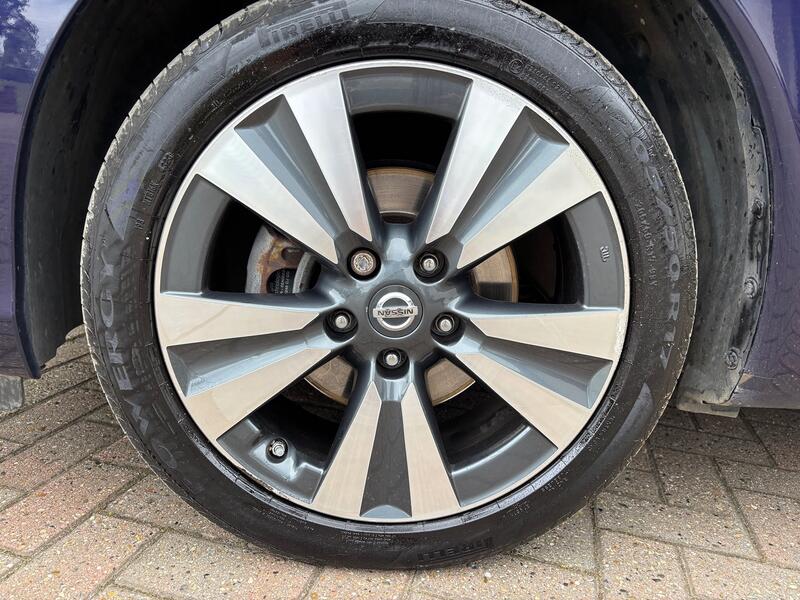 NISSAN PULSAR